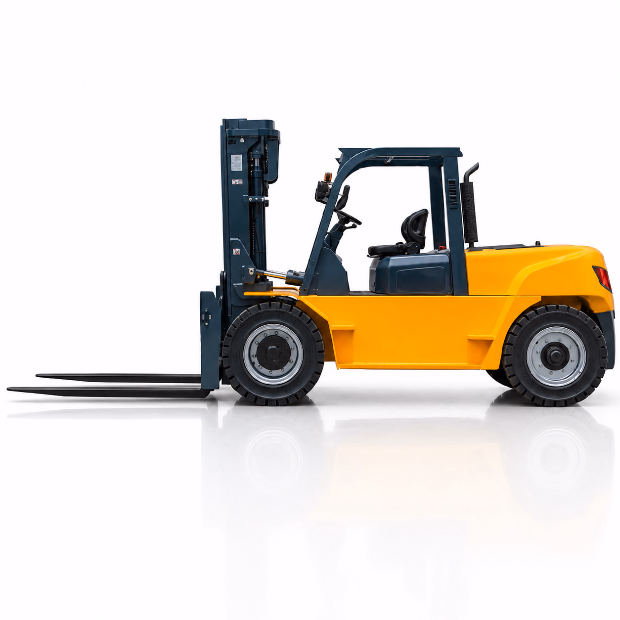 Дизельный погрузчик XCMG FD80T-P — ракурс 2