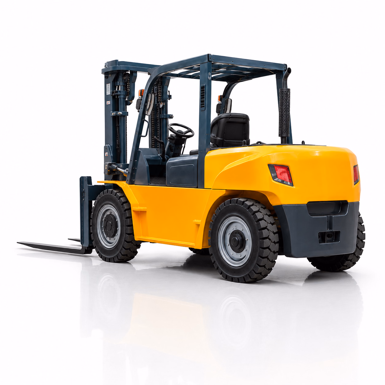 Дизельный погрузчик XCMG FD80T-P — ракурс 7