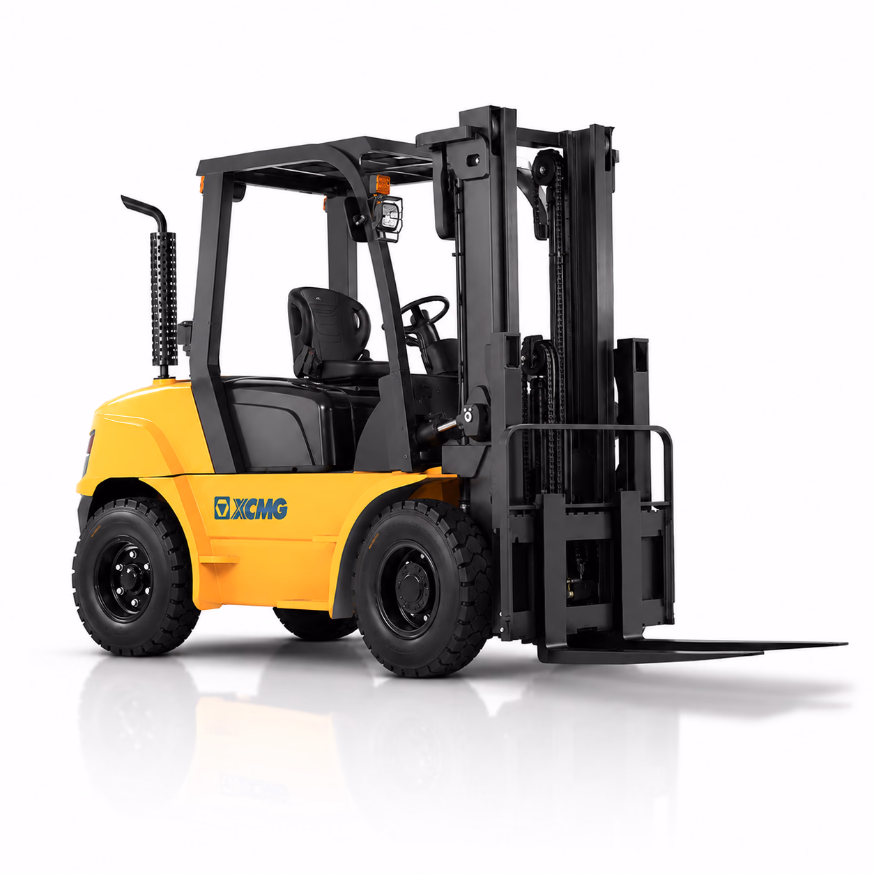 Дизельный погрузчик XCMG FD50T-P — ракурс 5