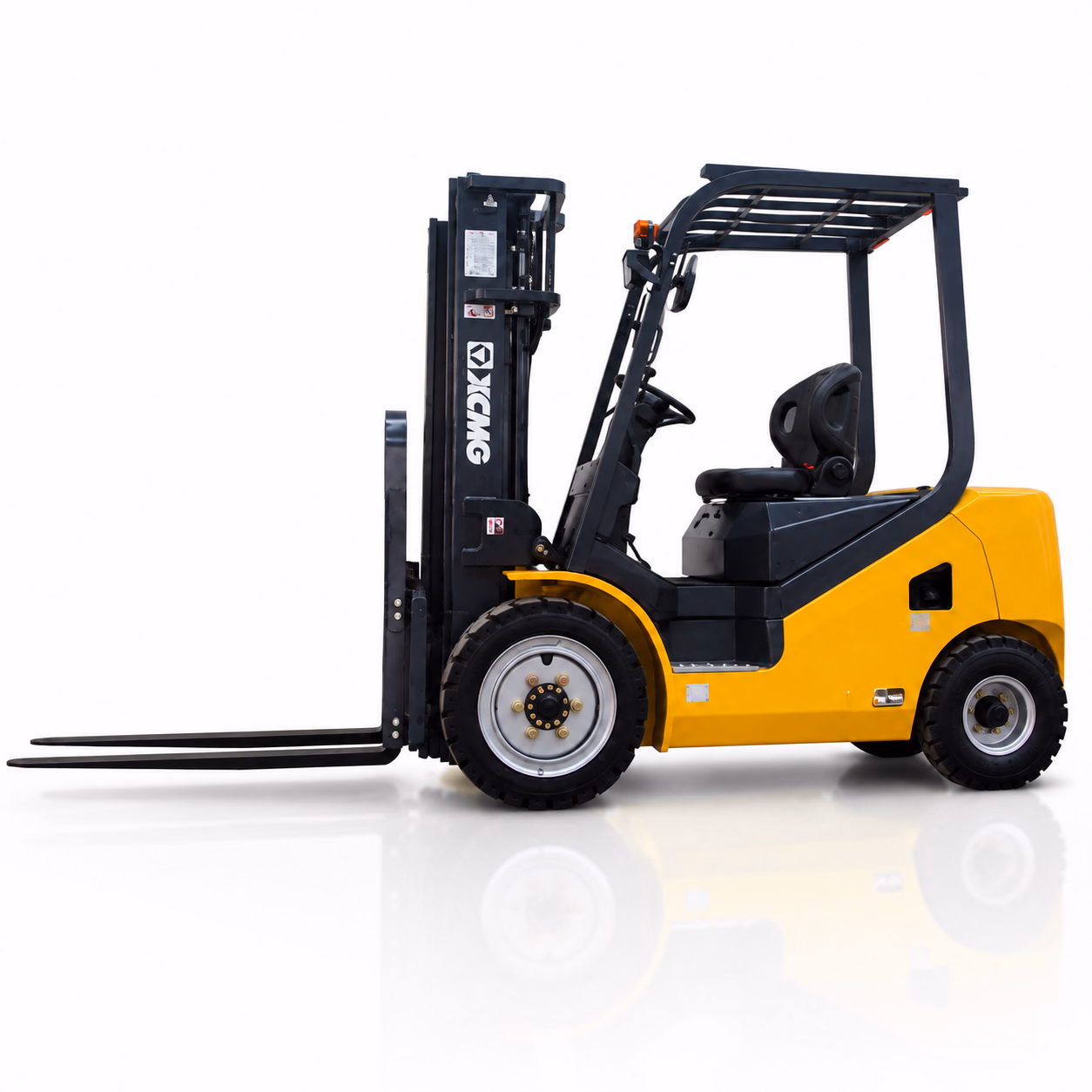 Дизельный погрузчик XCMG FD50T-H (5 т) — ракурс 4