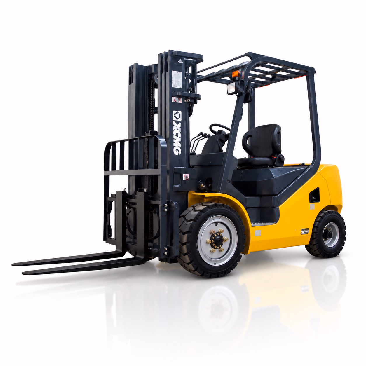 Дизельный погрузчик XCMG FD50T-H (5 т) — ракурс 8