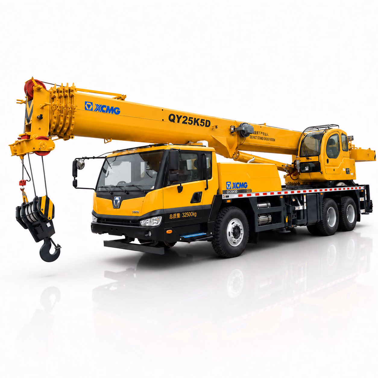 XCMG Автокран QY25K5D — ракурс 5