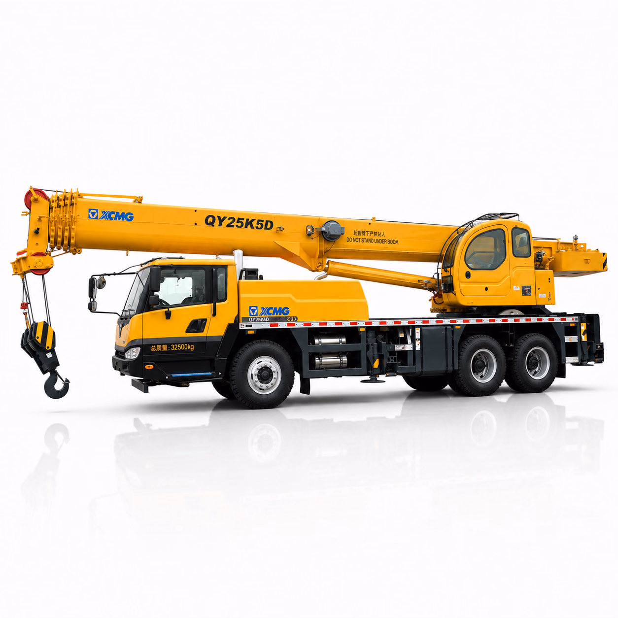 XCMG Автокран QY25K5D — ракурс 6