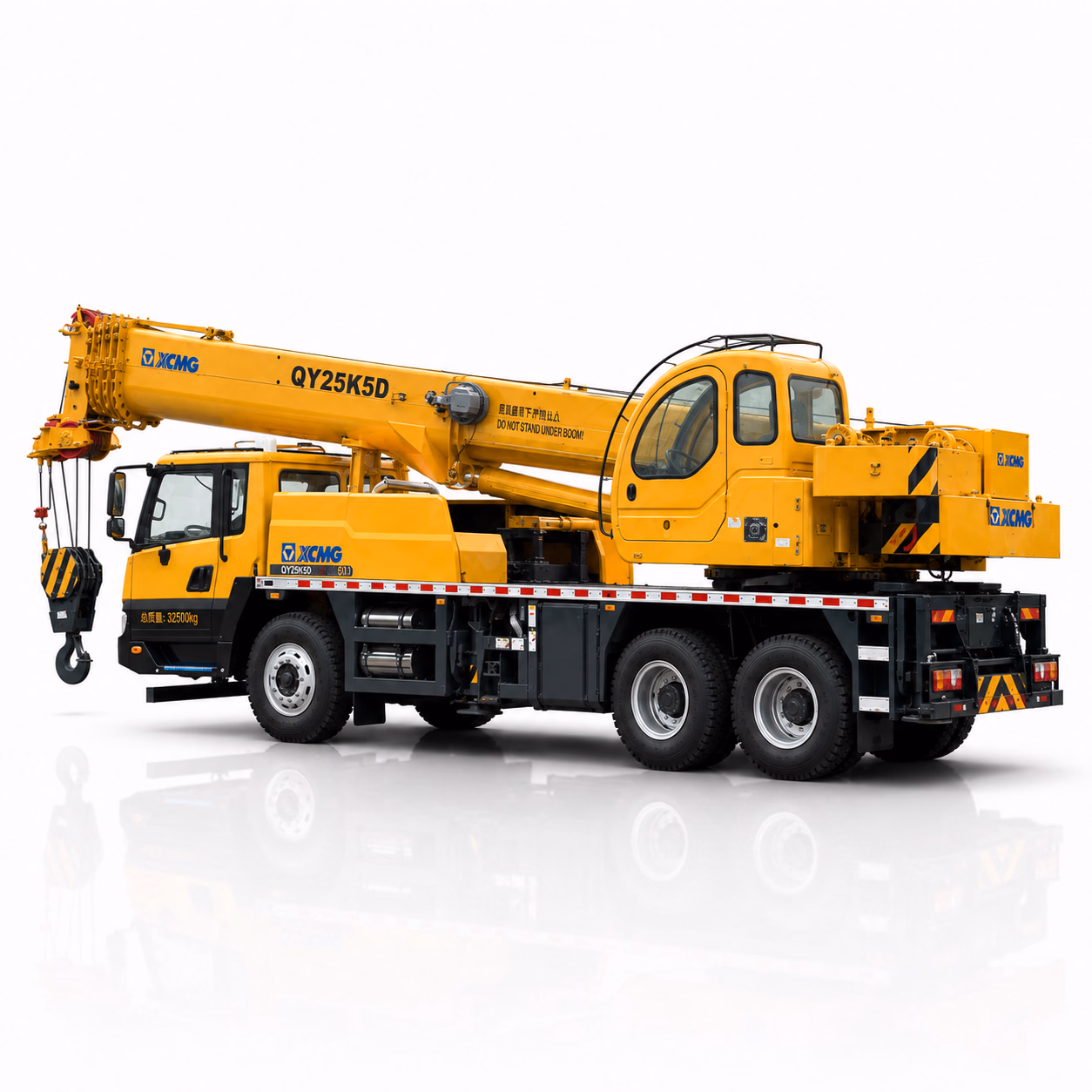 XCMG Автокран QY25K5D — ракурс 7