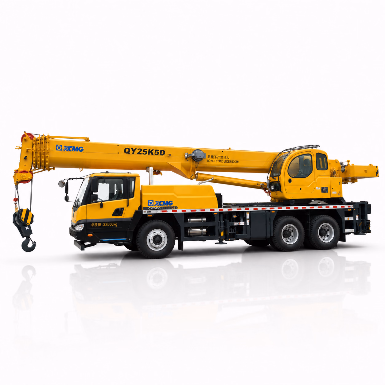 XCMG Автокран QY25K5D — ракурс 8